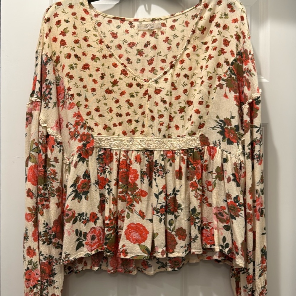 CHELSEA & VIOLET Floral Empire Top EUC sz XL